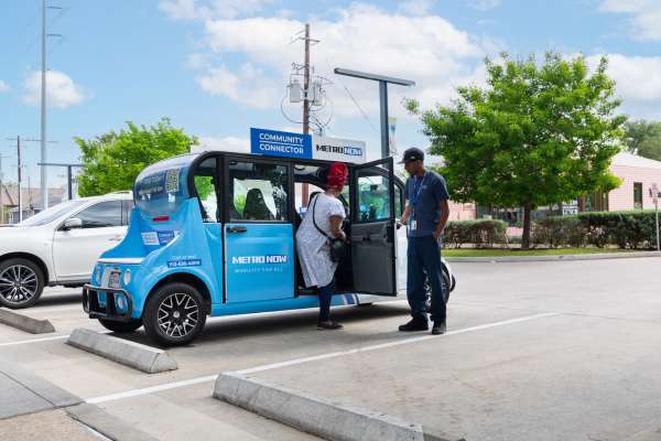 METRO's Community Connector is now servicing the Heights.