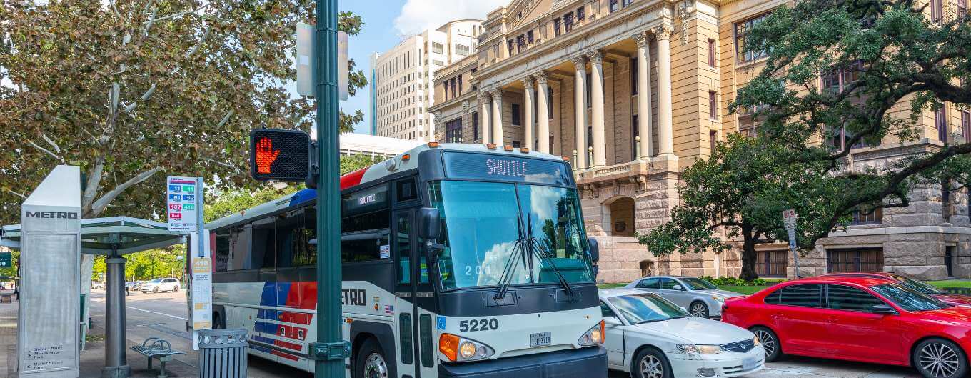 Jurors can ride METRO to the courthouse for free.